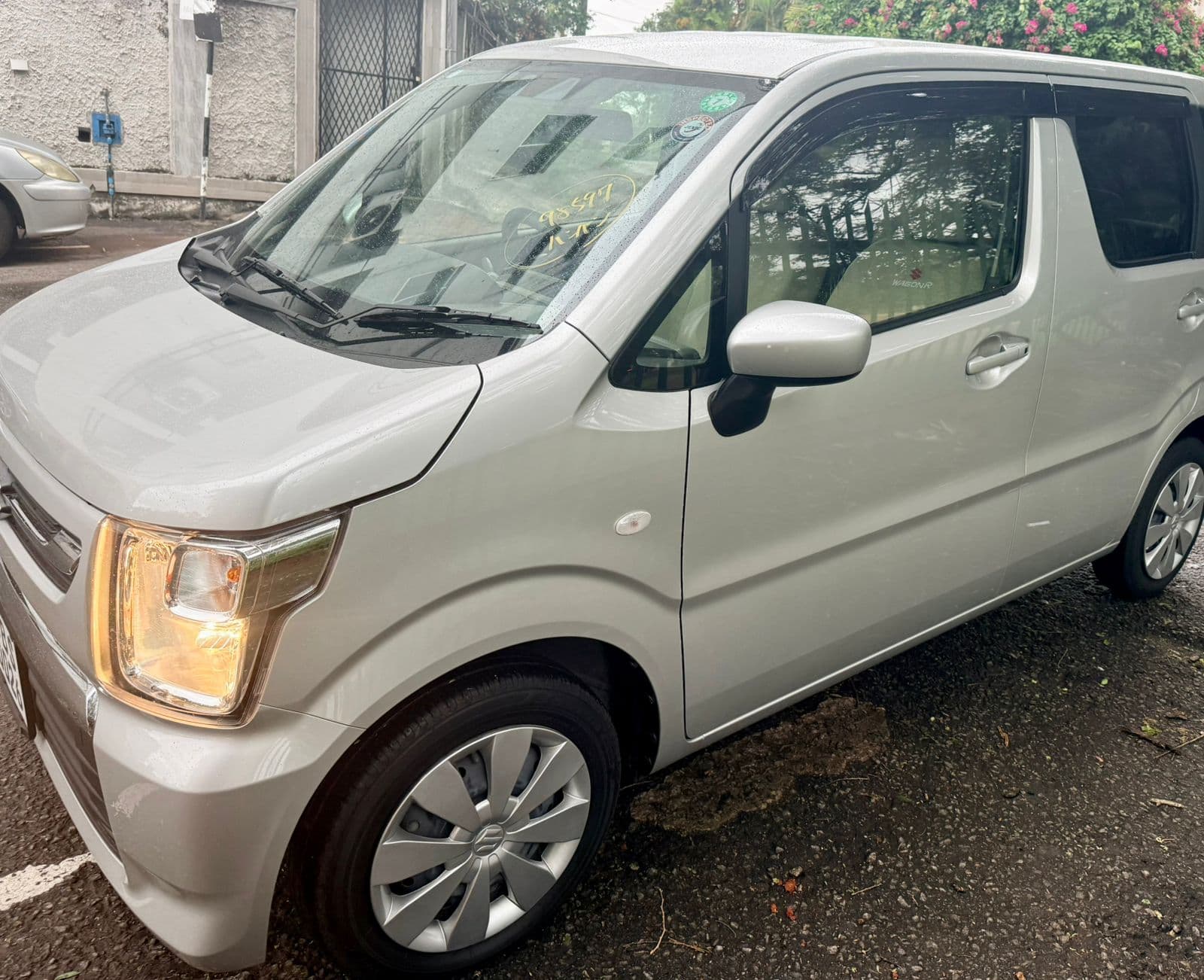 Suzuki Wagon R - Image 2